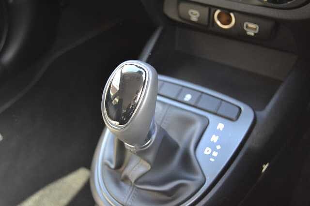 Hyundai i10 1.0 [63] Advance 5dr Auto [Nav]