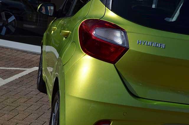 Hyundai i10 1.0 [63] Advance 5dr Auto [Nav]