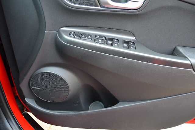 Hyundai KONA 1.0 TGDi 48V MHEV Premium 5dr