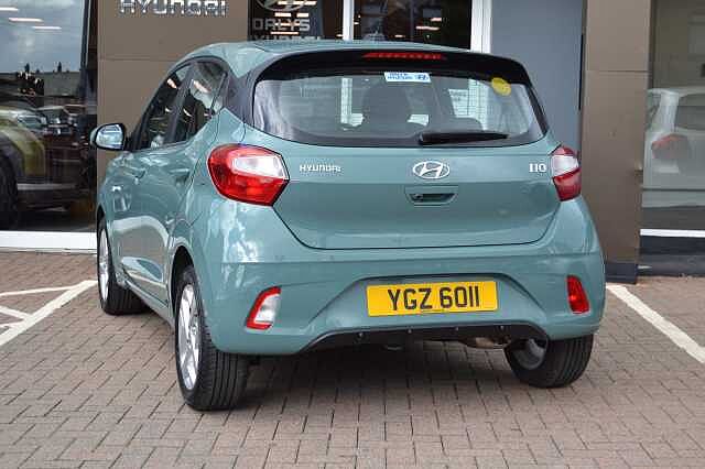 Hyundai i10 1.0 SE CONNECT AUTO, FULL SERVICE HISTORY ONLY 3582 MILES