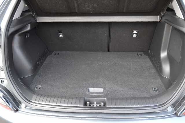 Hyundai KONA 1.6 GDI PREMIUM SELF CHARGING HYBRID AUTO ONLY 16,315 MILES