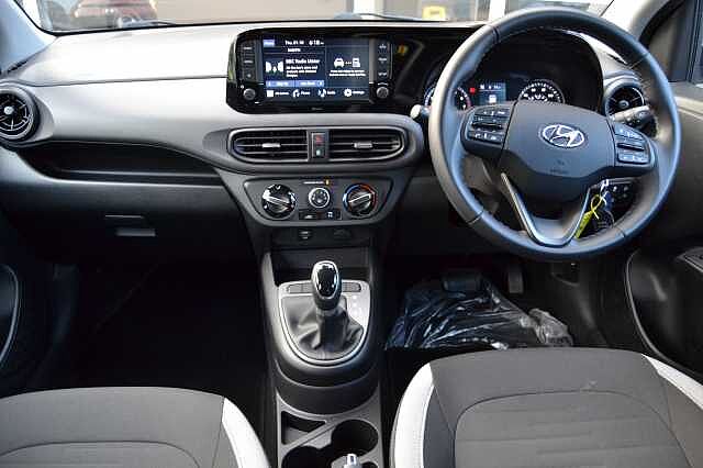 Hyundai i10 1.0 MPi SE Connect 5dr Auto