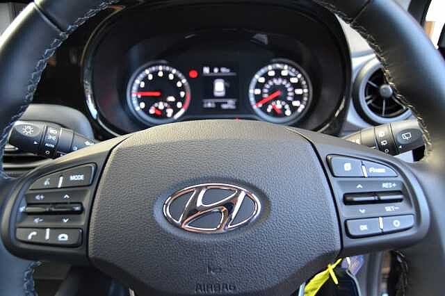 Hyundai i10 1.0 MPi SE Connect 5dr Auto